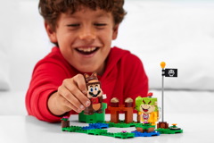 2020-11-17 LEGO Super Mario Announce 27