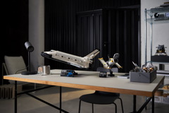 10283 NASA Discovery Space Shuttle Announce 12