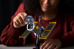 10283 NASA Discovery Space Shuttle Announce 21