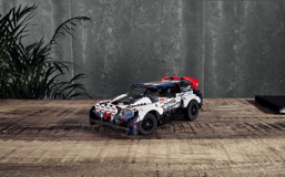 42109 App-Controlled Top Gear Rally Car Announce 17