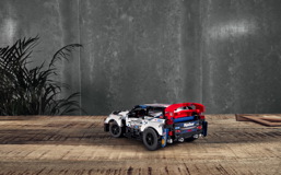 42109 App-Controlled Top Gear Rally Car Announce 18