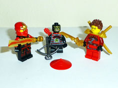 Image of Minifigs 4