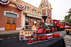 71044 Disney Train and Station Announce 39